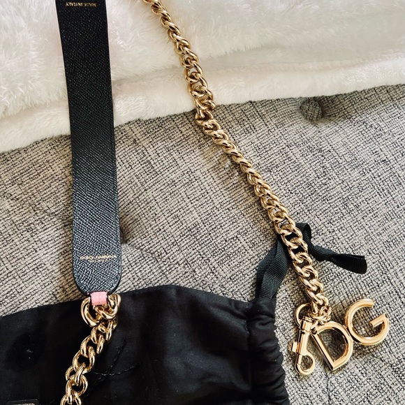 Dolce & Gabbana Pink and Gold Chain Bag - Picture 3 of 8